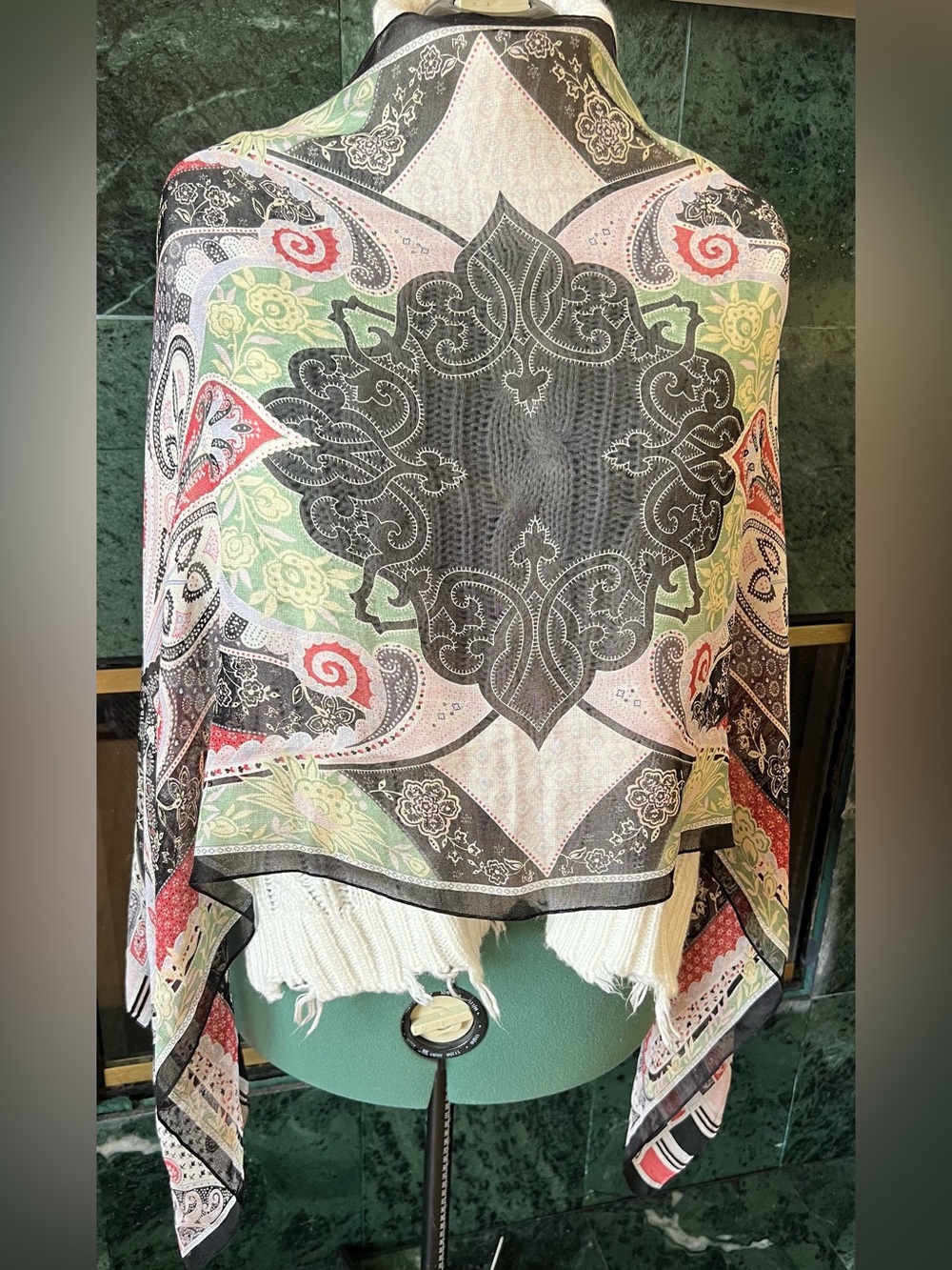 Gor Vintage Black & Green Ornate Patterned Silk Shawl - Fashion Scarf Wrap